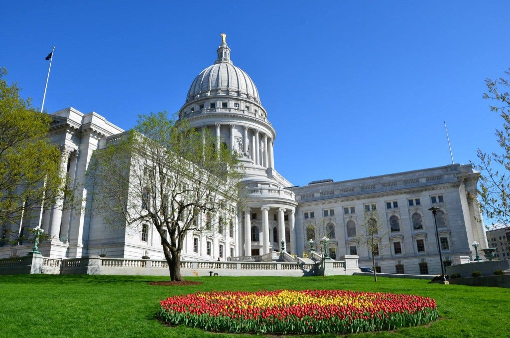 Guide to Madison Wisconsin, madison wisconsin, madison capitol, madison wi, guide to madison, madison style girlfriend