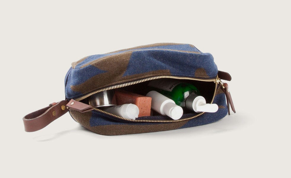 grooming, bag, travel kit, dopp kit, men's grooming, men's dopp kit, pendleton, grooming guide