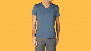 v-neck t-shirt outfits for guys