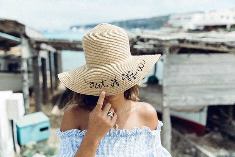 out of office hat, style girlfriend on vacation