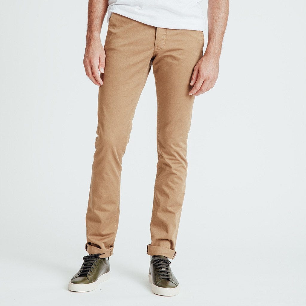 Shopping Roundup: 12 Chinos Women Want to See Men Wearing