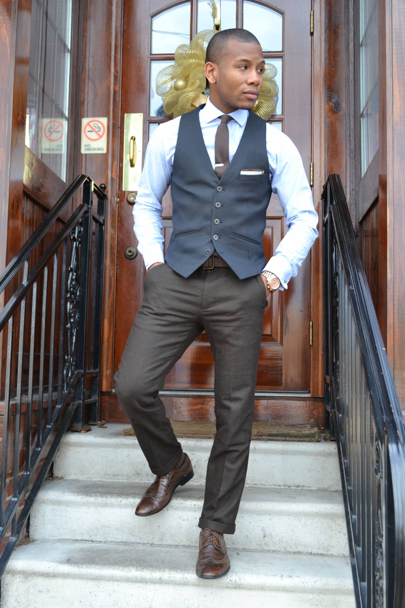 How to Wear Men's Dress Pants and Wool Trousers: Wardrobe Essentials