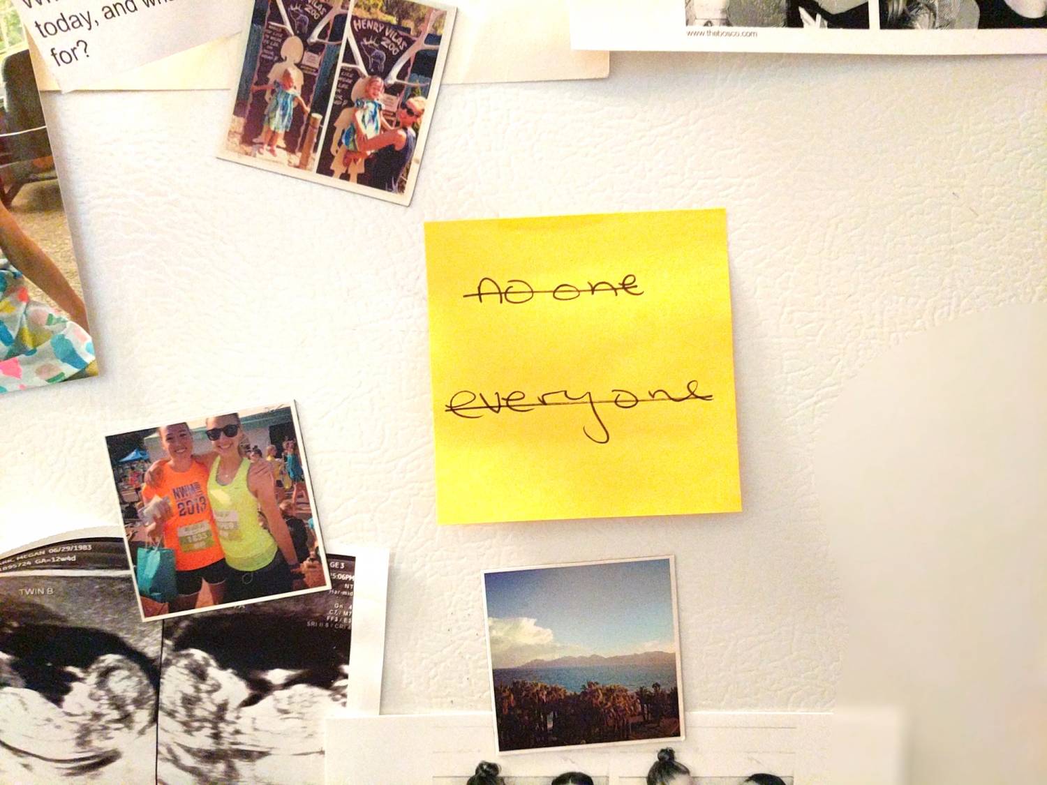 post it note on fridge