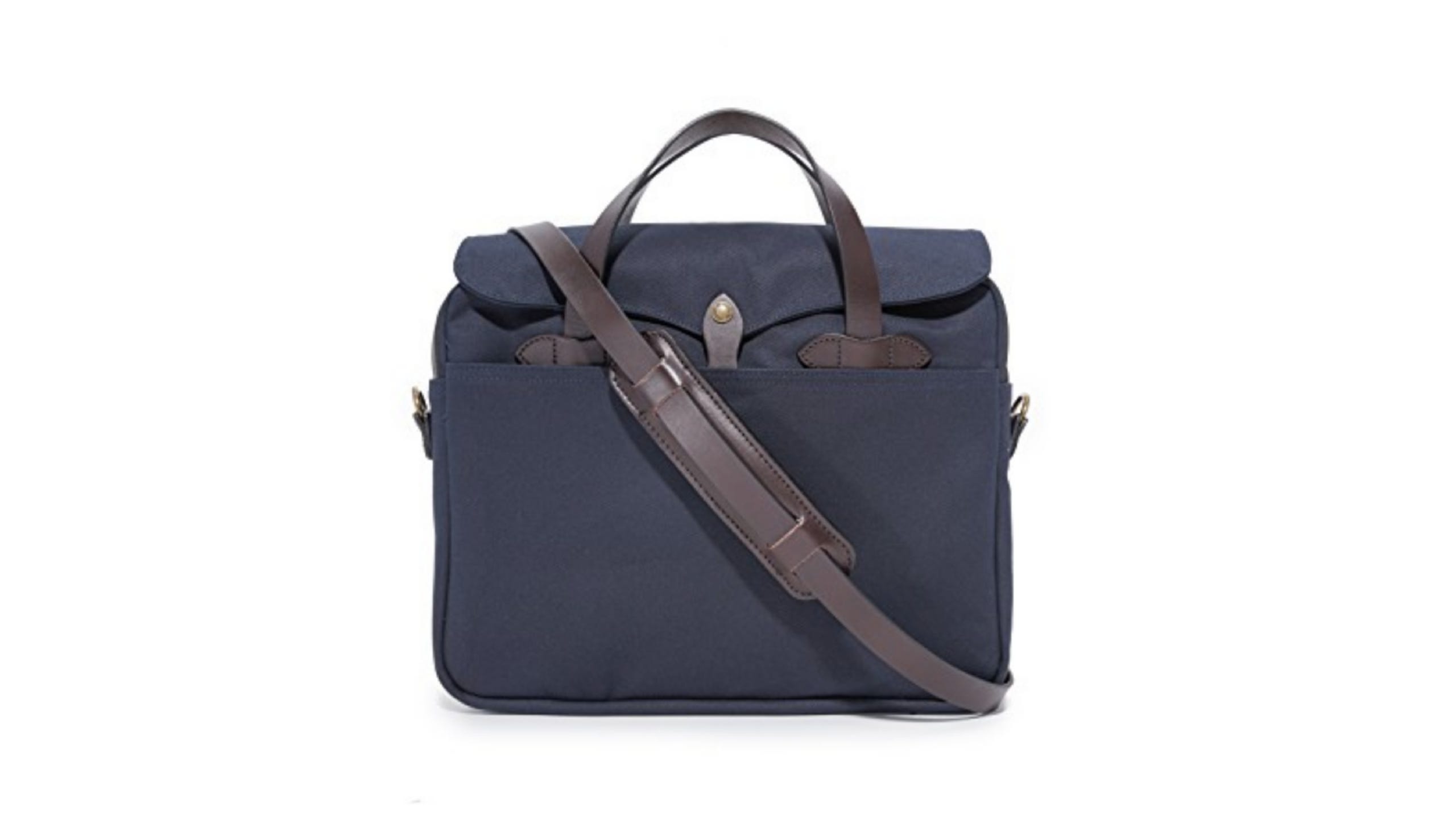 summer work wardrobe filson bag