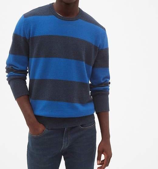 gap navy blue sweater