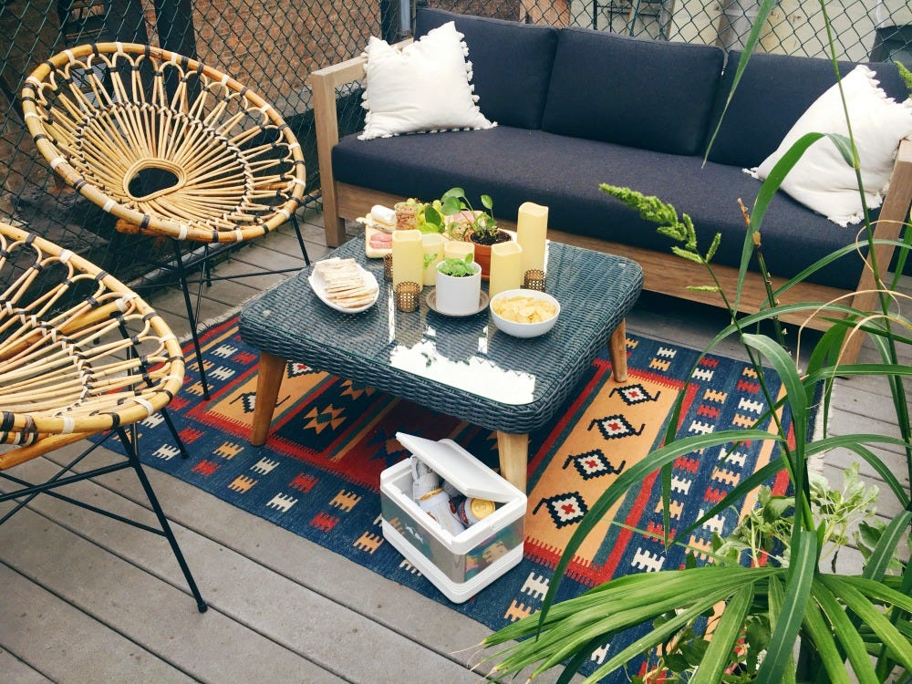 Small Patio Decorating And Entertaining, Small Patio Design