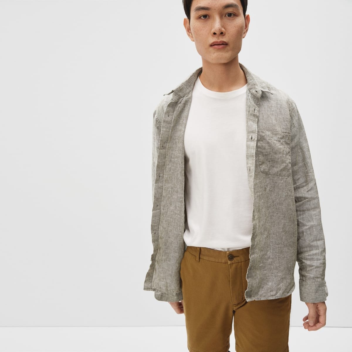 Everlane standard fit linen shirt