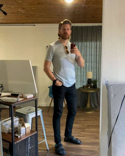 Beardbrand's Eric Bandholz Shows Off His Personal Style - Style Girlfriend