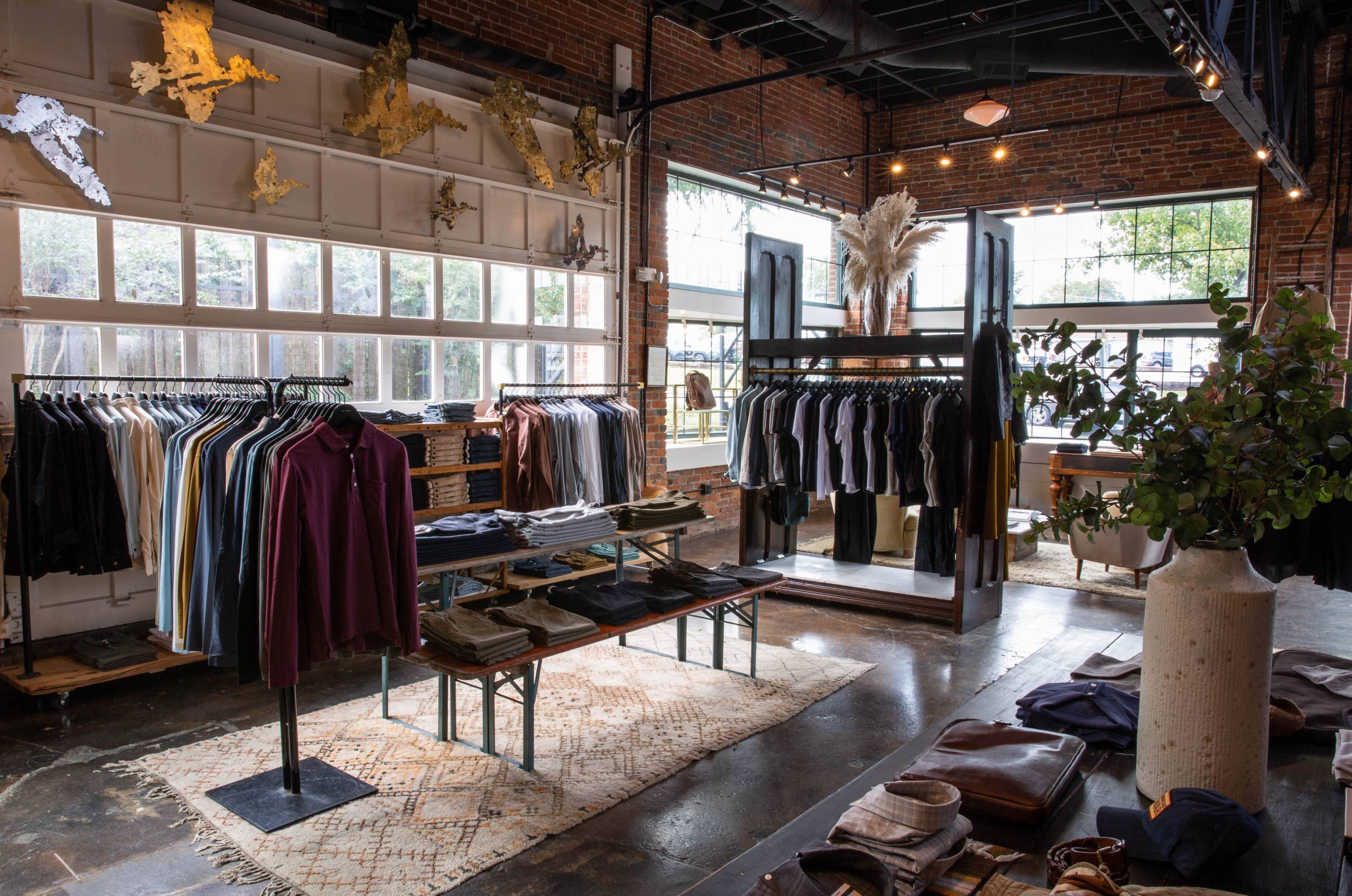 Where to Go Vintage Clothing Shopping in Nashville