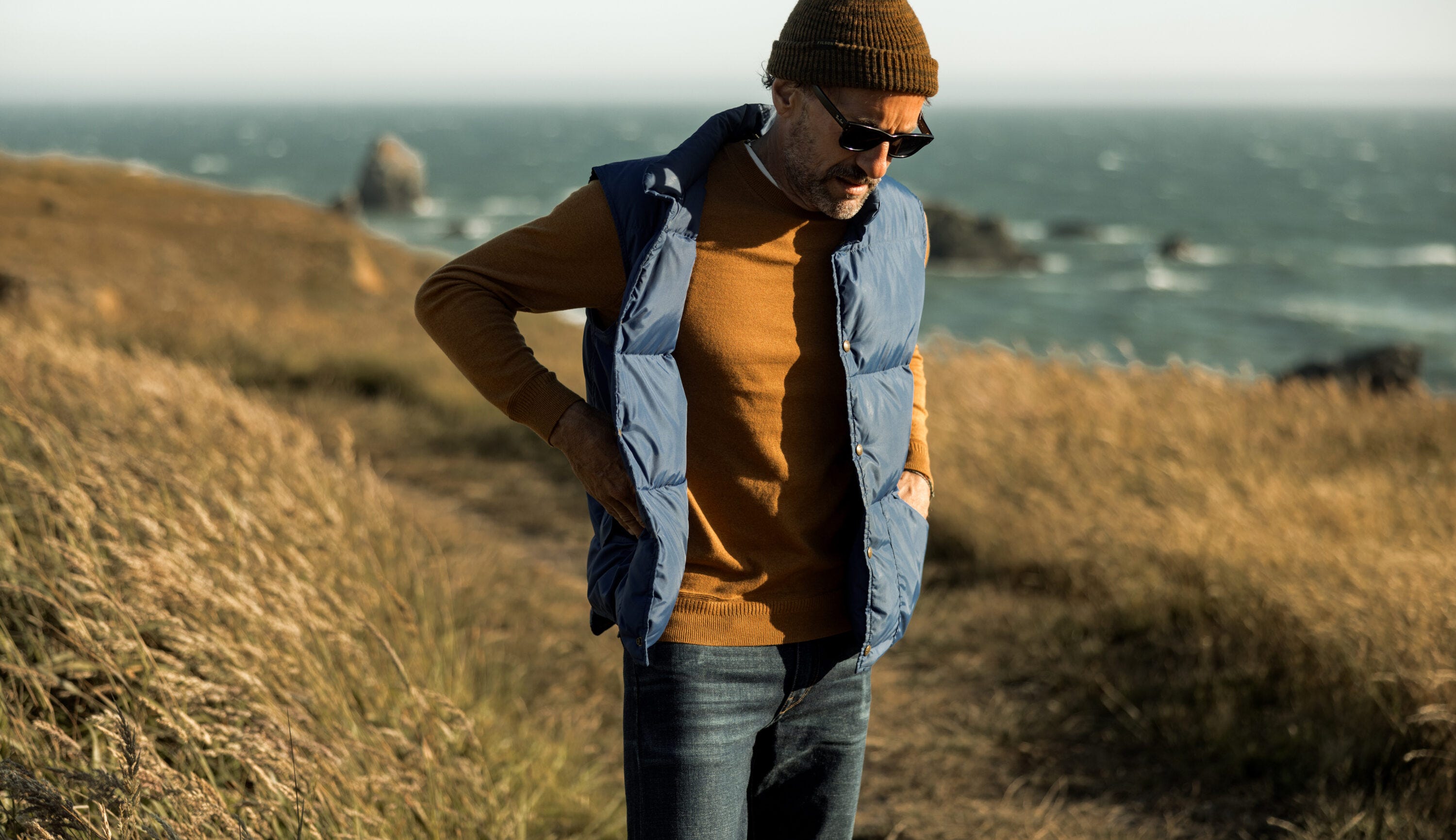 A Guy's Guide to Fall Outfits: 3 Layering Tips From a Stylist