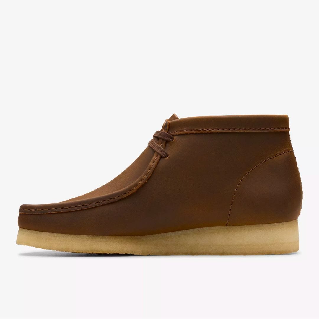 clarks wallabee boot in beeswax leather