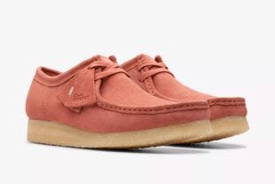 mens wallabee boots outfits